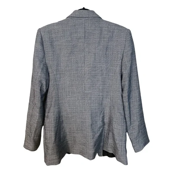 A Cavin Klein blazer in size 12 - Picture 5 of 6